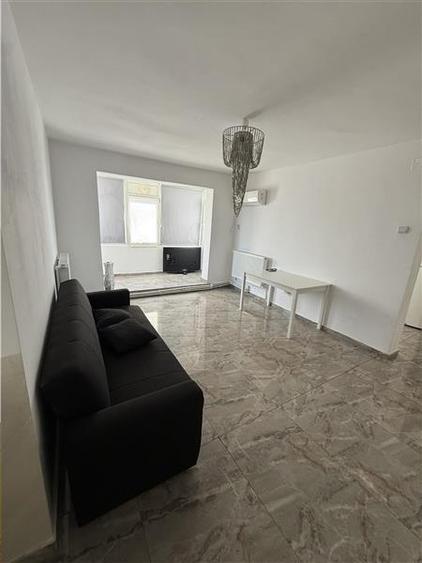 Apartament De Inchiriat, 3 Camere, Zona Tomis Nord - 2