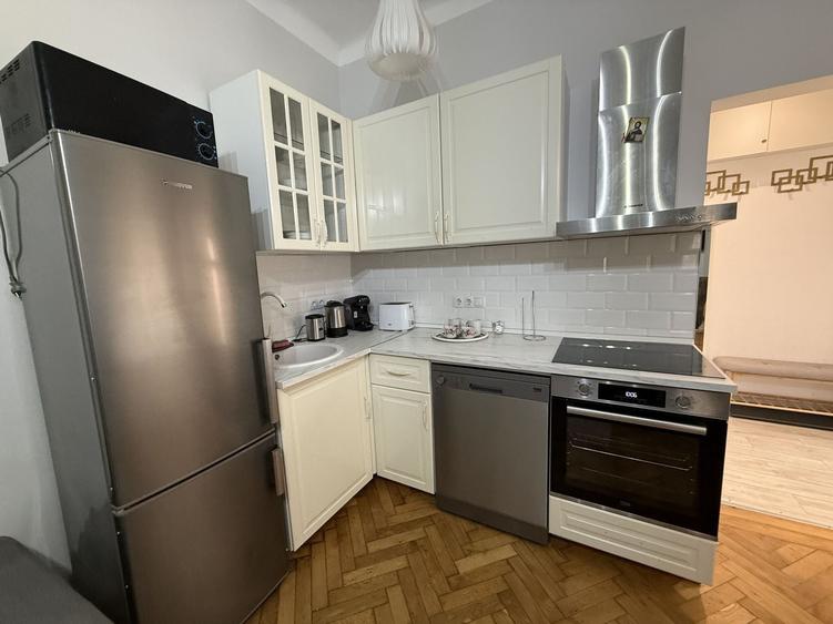 Apartament cu 2 camere în Ultracentral
