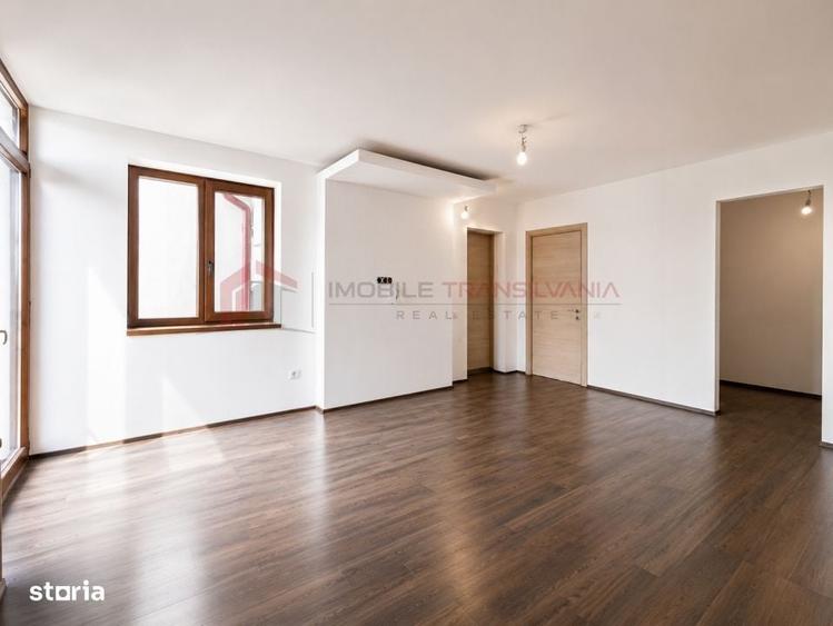 Casă cu 4 camere în Bună Ziua