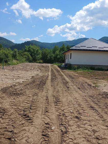 Casă cu Teren 850 Mp în Vad