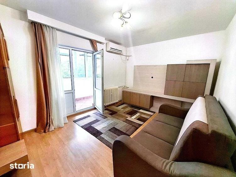 Garsonieră decomandată în Malu Roșu