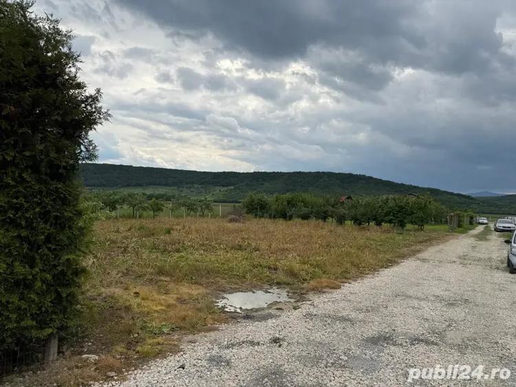 Teren de 900 mp, în Central