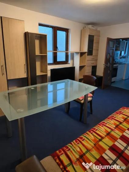 Casă cu 3 camere cu Teren 400 Mp în Central