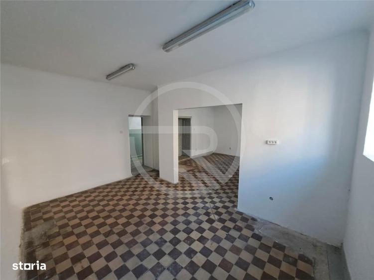 Spațiu comercial, de 150 mp, în Gruia