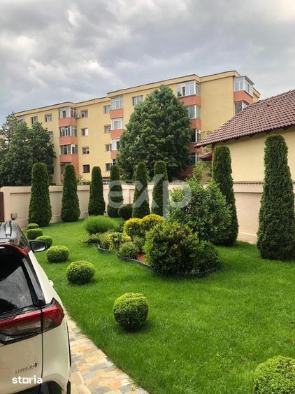 Casă cu Teren 1090 Mp în Moșoaia