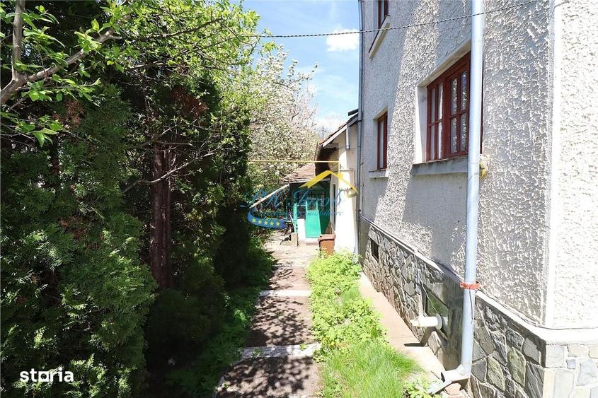 Casă cu 4 camere în Central