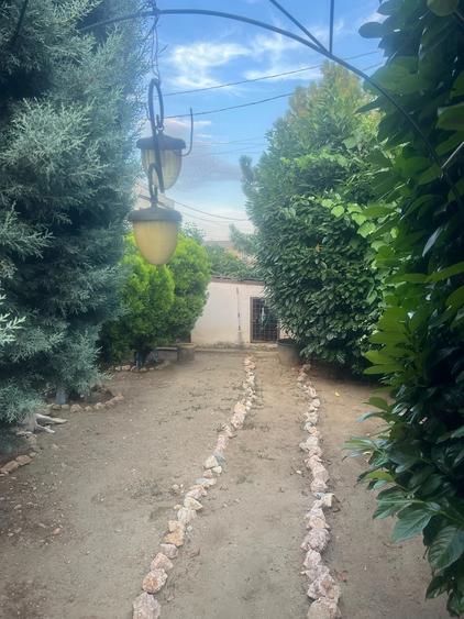 Casă cu Teren 500 Mp în Bariera Vâlcii