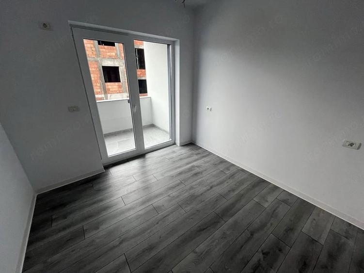 Apartament cu 2 camere semidecomandat în Braytim