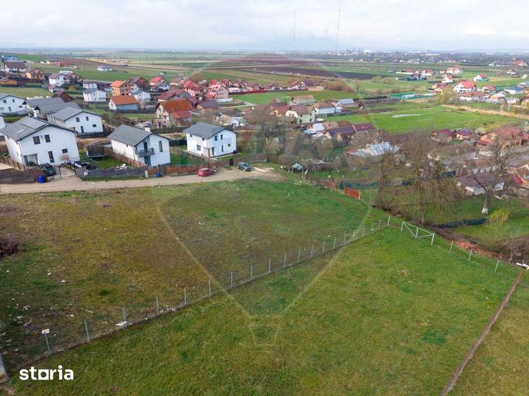 Teren intravilan cu vedere panoramica, utilita?i si pozi?ie excelenta! - 1