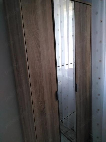 Apartament cu 3 camere decomandat în Exterior Vest