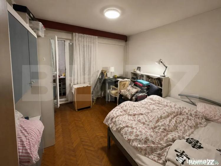Apartament cu 4 camere decomandat în Tudor