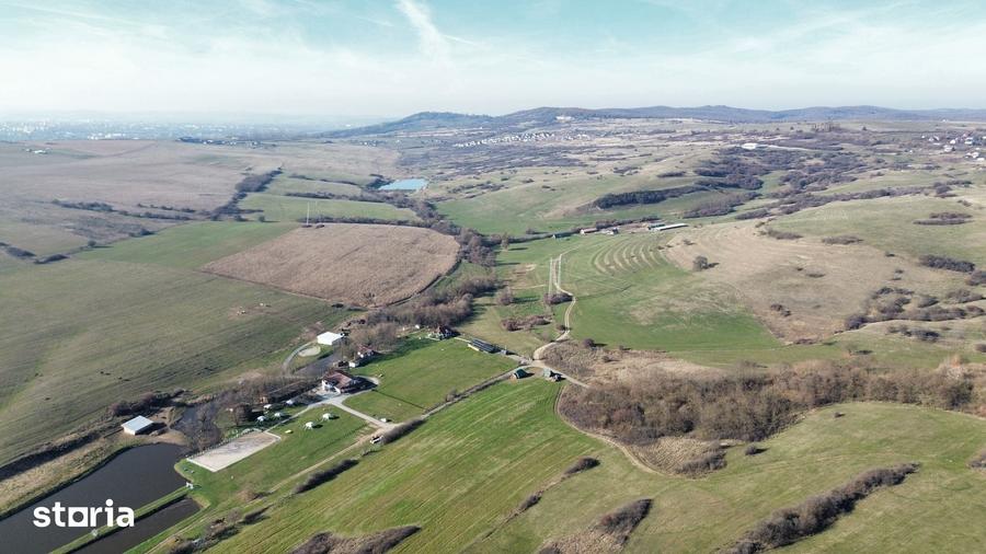 Teren de 716 mp, în Roșia