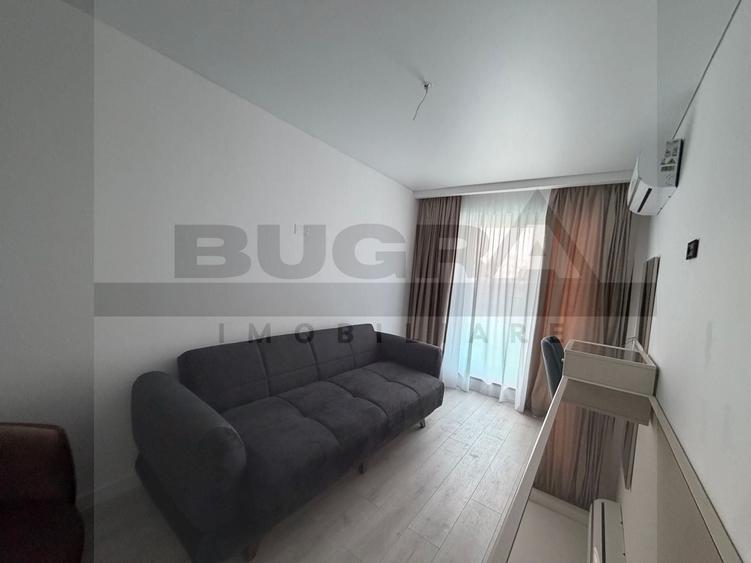 Apartament cu 3 camere semidecomandat, mobilat în Zorilor
