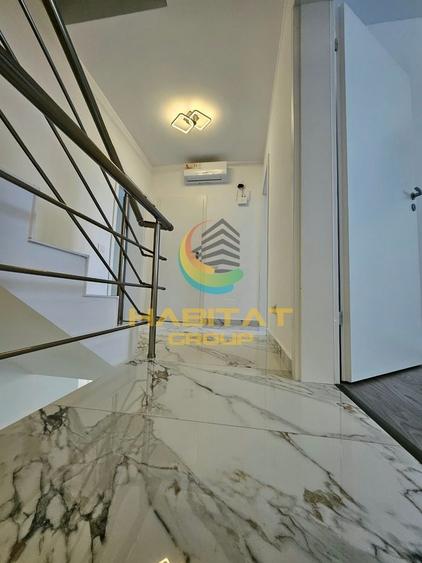 Duplex cu 4 camere cu Canalizare în Central