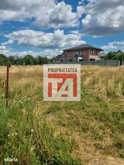 Teren de 9.7 mp, în Recea