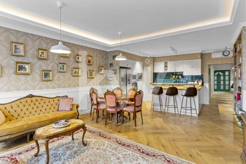 Apartament cu 4 camere decomandat, mobilat în Centrul Istoric