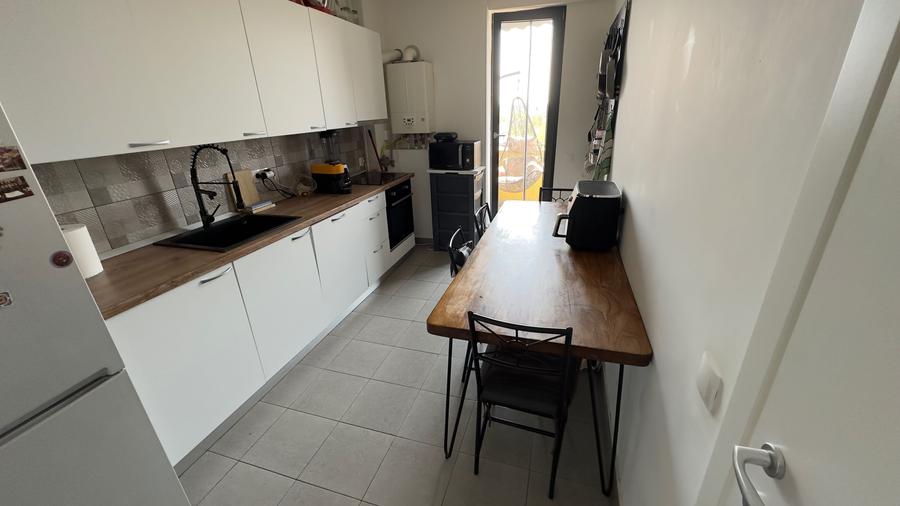 Apartament cu 3 camere decomandat, mobilat în Theodor Pallady