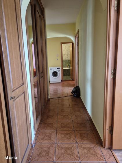 Apartament cu 4 camere în Central