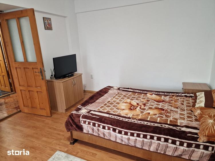 Garsonieră în Craiovița Nouă