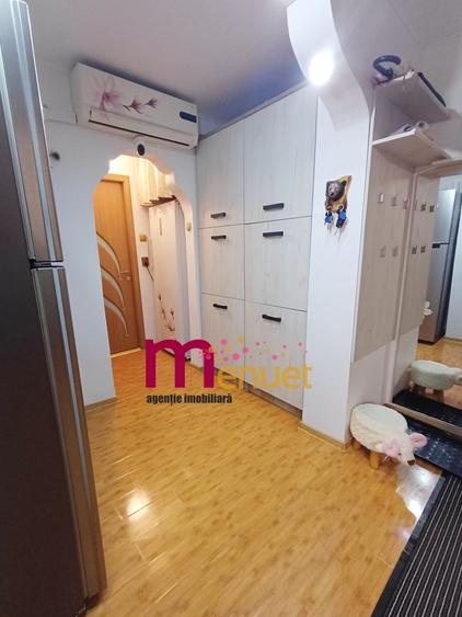 Apartament cu 2 camere, mobilat în E3