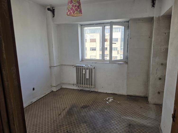 Apartament cu 2 camere decomandat în Moșilor
