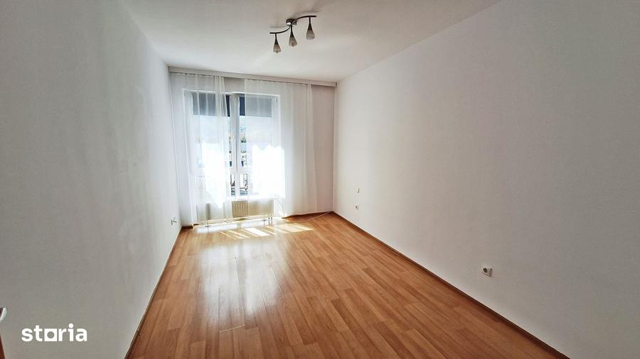 Apartament cu 3 camere decomandat în Bartolomeu