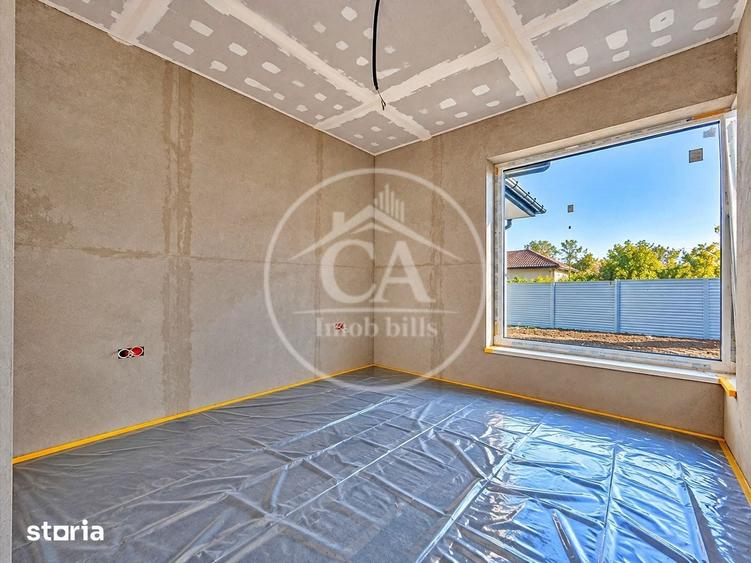 Casă cu 4 camere decomandat cu Teren 436 Mp în Sântandrei