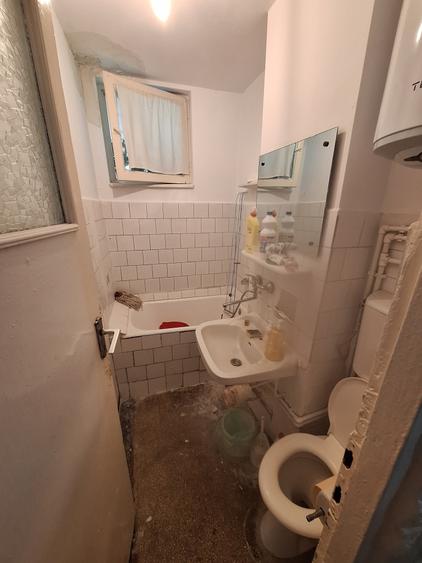 Apartament cu 2 camere nedecomandat în Micro 19