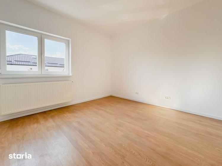 Casă cu 4 camere cu Teren 375 Mp în Săbăreni