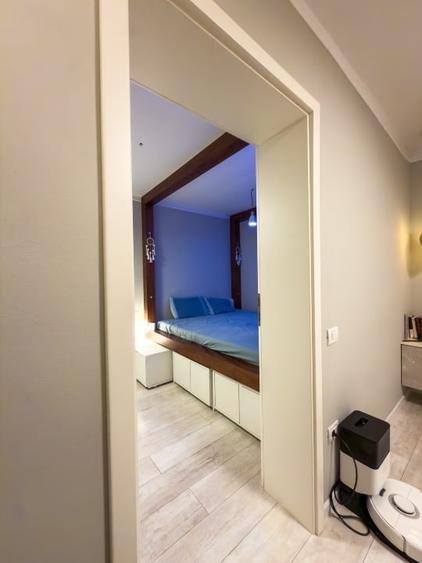Apartament cu 2 camere semidecomandat, mobilat în Central