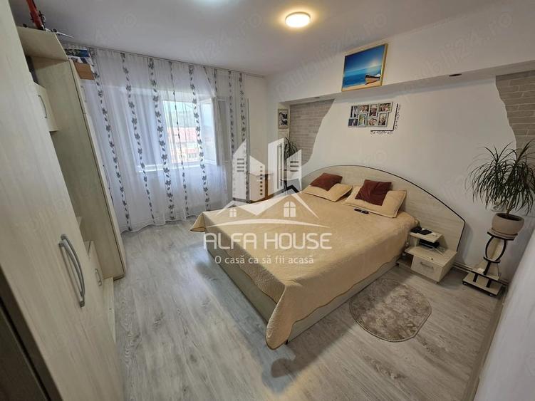 Vand Ap.3 camere Decomandat Zona Comisariat! - 5