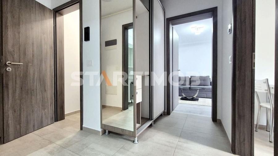 Apartament cu 2 camere decomandat, mobilat în Tractorul