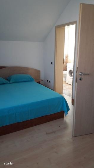 Casă cu 4 camere decomandat în Central