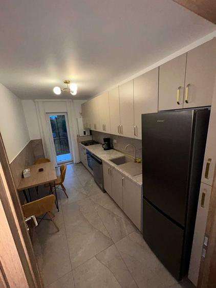 Apartament cu 2 camere decomandat în Giurgiului
