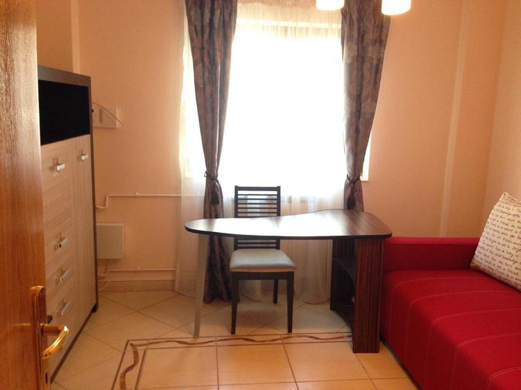 Apartament cu 2 camere decomandat în Rahova