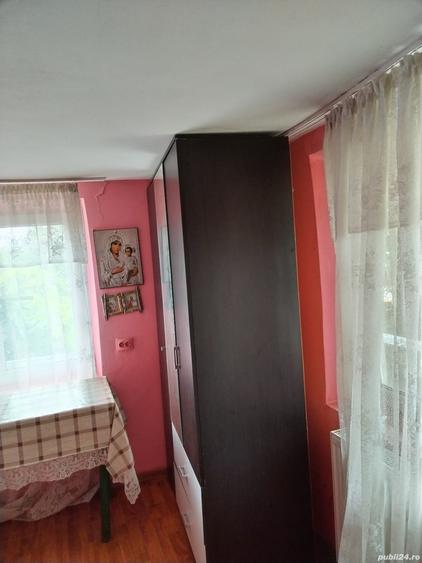 Casă cu 3 camere cu Teren 1100 Mp în Costești