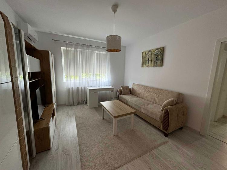 Apartament cu 2 camere semidecomandat, mobilat în Virtuții
