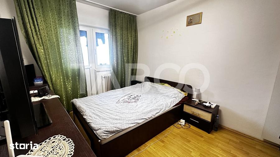 Apartament cu 2 camere decomandat în Vasile Aaron