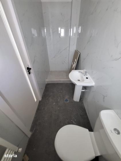 Casă cu 3 camere cu Teren 250 Mp în Central