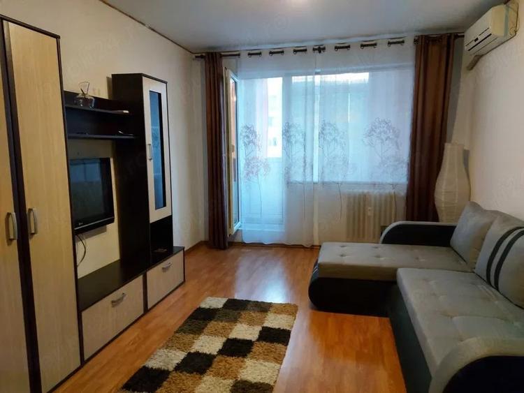 Garsonieră decomandată în Theodor Pallady