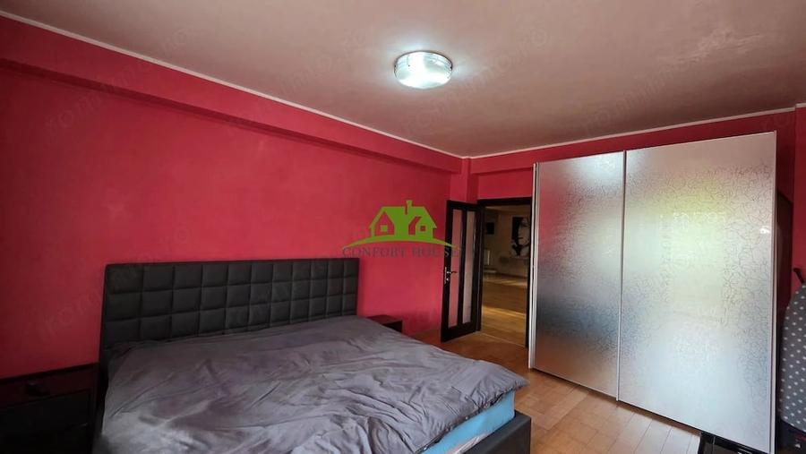 Apartament cu 3 camere decomandat în Căzănești (Râmnicu Vâlcea)