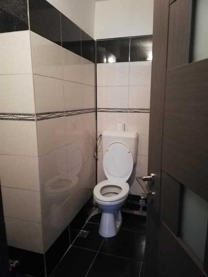Apartament cu 4 camere decomandat în Cotroceni