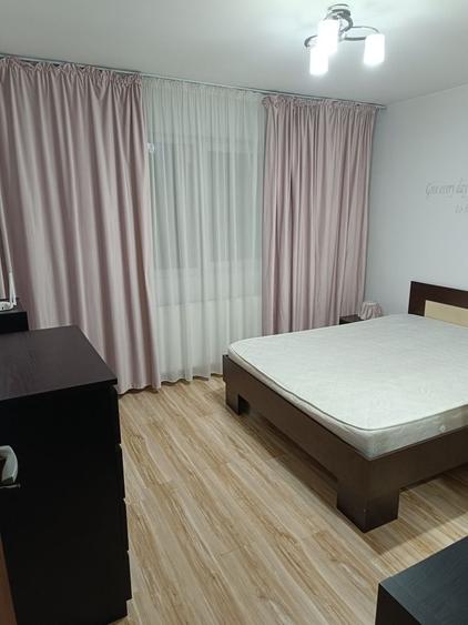 Inchiriez apartament cu 2camere - 5
