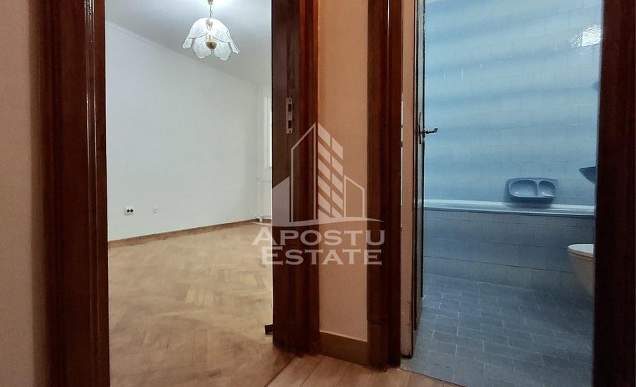 Garsonieră semidecomandată în Micălaca