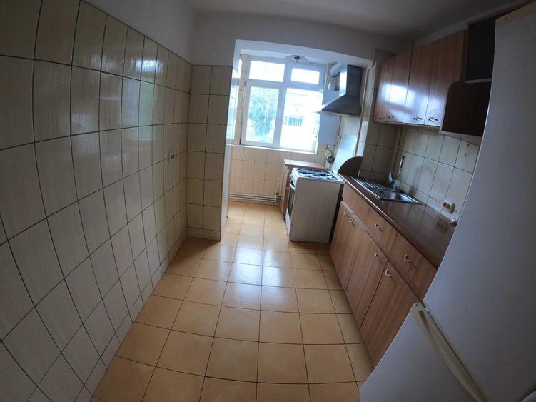 Apartament cu 2 camere semidecomandat în Țiglina 2