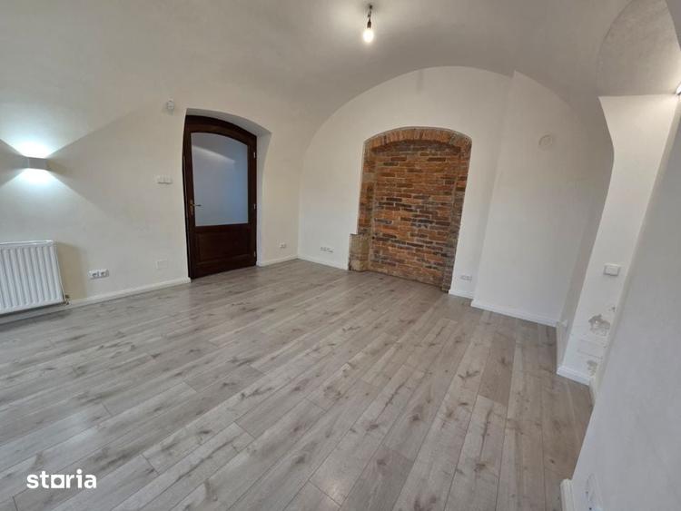 Spațiu comercial, de 202 mp, în Orașul Vechi