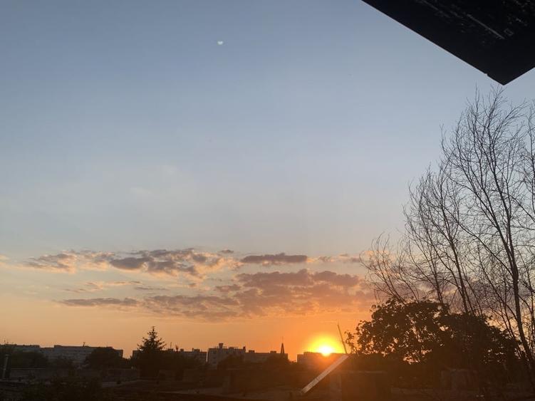 Apartament cu 3 camere, mobilat în Baba Novac