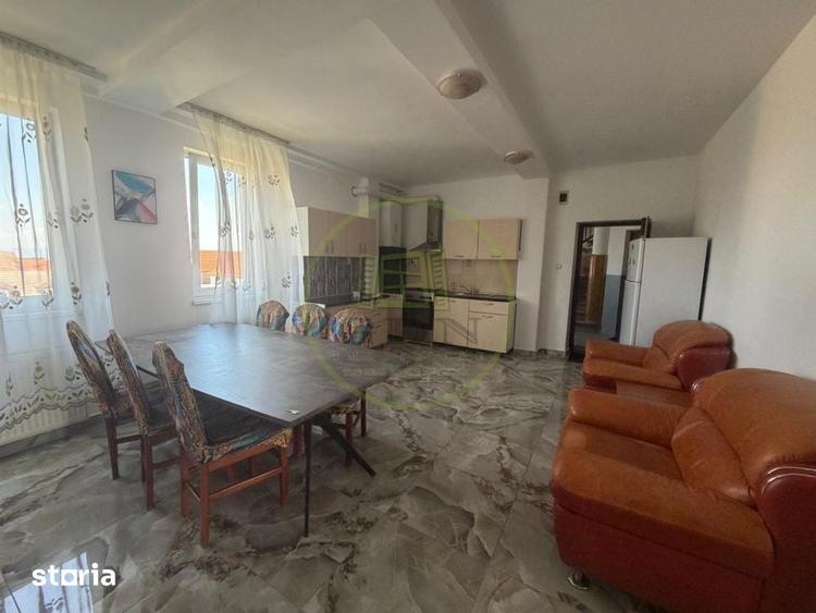 Apartament cu 4 camere în Centrul Istoric