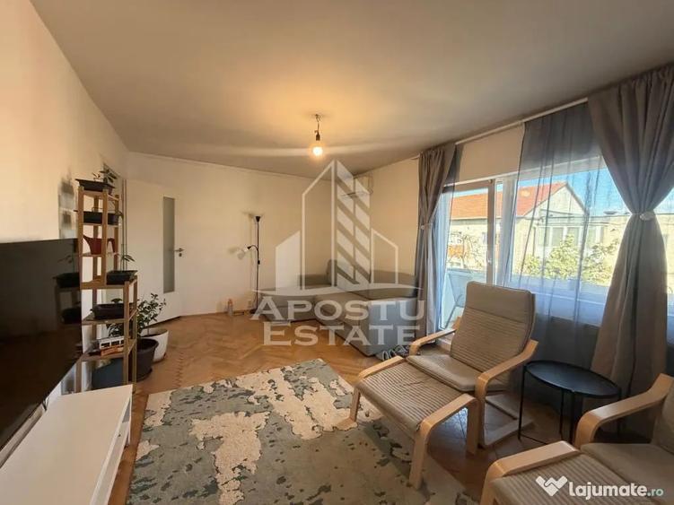 Apartament cu 2 camere decomandat în Bucovina