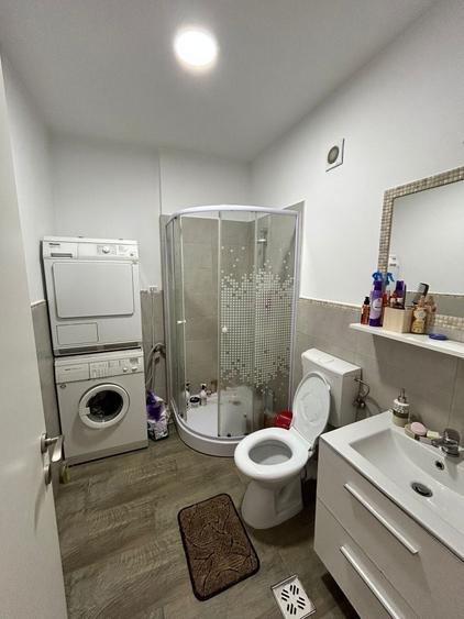 Apartament cu 2 camere decomandat în Florești